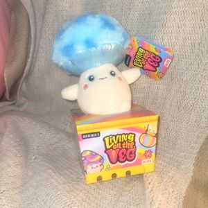 NWT Living on the Veg Series 1 T.J.